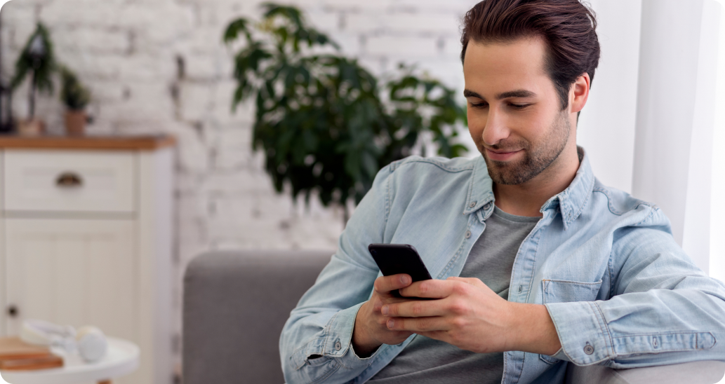 men_chatting