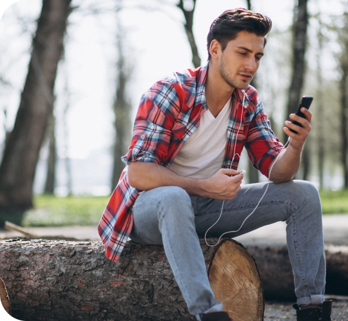 men_chatting